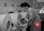 Image Collectivité de logement prévues moderne post war United States USA, 1946, de la seconde 43 séquences d'archives historiques vidéo 65675042891