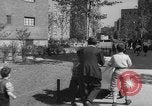 Image Collectivité de logement prévues moderne post war United States USA, 1946, de la seconde 59 séquences d'archives historiques vidéo 65675042891