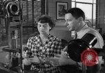 Standbild Moderne Nachkriegszeit Gehäuse trends Nach Zweiten Weltkrieg United States USA, 1945, aus Sekunde 1 historischem Filmmaterial Videoclip 65675042892