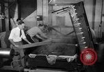 Standbild Moderne Nachkriegszeit Gehäuse trends Nach Zweiten Weltkrieg United States USA, 1945, aus Sekunde 25 historischem Filmmaterial Videoclip 65675042892