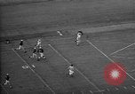 Standbild Football Game Seattle Washington USA, 1957, aus Sekunde 29 historischem Filmmaterial Videoclip 65675042905