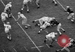 Standbild Football Game Seattle Washington USA, 1957, aus Sekunde 40 historischem Filmmaterial Videoclip 65675042905