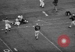 Standbild Football Game Seattle Washington USA, 1957, aus Sekunde 46 historischem Filmmaterial Videoclip 65675042905