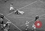 Standbild Football Game Seattle Washington USA, 1957, aus Sekunde 53 historischem Filmmaterial Videoclip 65675042905