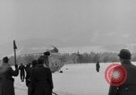 Standbild Avalanche rescue Bludenz Österreich, 1954, aus Sekunde 3 historischem Filmmaterial Videoclip 65675042922