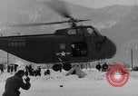 Standbild Avalanche rescue Bludenz Österreich, 1954, aus Sekunde 7 historischem Filmmaterial Videoclip 65675042922