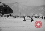 Standbild Avalanche rescue Bludenz Österreich, 1954, aus Sekunde 42 historischem Filmmaterial Videoclip 65675042922
