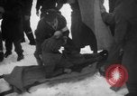 Standbild Avalanche rescue Bludenz Österreich, 1954, aus Sekunde 52 historischem Filmmaterial Videoclip 65675042922