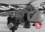 Standbild USA H-19 Hubschrauber Bludenz Österreich, 1954, aus Sekunde 6 historischem Filmmaterial Videoclip 65675042924