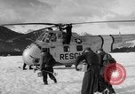 Standbild USA H-19 Hubschrauber Bludenz Österreich, 1954, aus Sekunde 11 historischem Filmmaterial Videoclip 65675042924