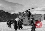 Standbild USA H-19 Hubschrauber Bludenz Österreich, 1954, aus Sekunde 15 historischem Filmmaterial Videoclip 65675042924
