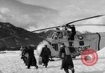 Standbild USA H-19 Hubschrauber Bludenz Österreich, 1954, aus Sekunde 16 historischem Filmmaterial Videoclip 65675042924