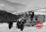 Standbild USA H-19 Hubschrauber Bludenz Österreich, 1954, aus Sekunde 18 historischem Filmmaterial Videoclip 65675042924
