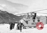 Standbild USA H-19 Hubschrauber Bludenz Österreich, 1954, aus Sekunde 19 historischem Filmmaterial Videoclip 65675042924