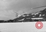 Standbild USA H-19 Hubschrauber Bludenz Österreich, 1954, aus Sekunde 40 historischem Filmmaterial Videoclip 65675042924
