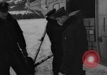 Standbild USA H-19 Hubschrauber Bludenz Österreich, 1954, aus Sekunde 7 historischem Filmmaterial Videoclip 65675042925