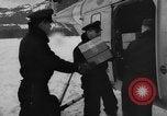 Standbild USA H-19 Hubschrauber Bludenz Österreich, 1954, aus Sekunde 14 historischem Filmmaterial Videoclip 65675042925