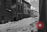 Standbild beim Schneeschaufeln Bludenz Österreich, 1954, aus Sekunde 61 historischem Filmmaterial Videoclip 65675042927