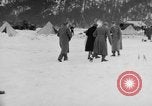 Standbild USA H-19 Hubschrauber Bludenz Österreich, 1954, aus Sekunde 17 historischem Filmmaterial Videoclip 65675042929