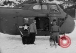 Standbild USA H-19 Hubschrauber Bludenz Österreich, 1954, aus Sekunde 24 historischem Filmmaterial Videoclip 65675042929