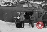 Standbild USA H-19 Hubschrauber Bludenz Österreich, 1954, aus Sekunde 28 historischem Filmmaterial Videoclip 65675042929