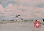 Immagine di Stati Uniti C-141 A Il Vietnam, 1969, secondo 62 filmato di repertorio 65675042943