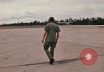 Immagine di Stati Uniti OV-10un aeromobile Della Thailandia, 1972, secondo 33 filmato di repertorio 65675042944