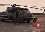Immagine di Stati Uniti HH-53C elicottero Della Thailandia, 1972, secondo 19 filmato di repertorio 65675042945