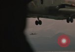 Immagine di Stati Uniti HH-53C elicottero Della Thailandia, 1972, secondo 15 filmato di repertorio 65675042946