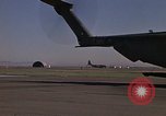 Immagine di Stati Uniti HH-53C elicottero Della Thailandia, 1972, secondo 40 filmato di repertorio 65675042947