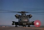 Immagine di Stati Uniti HH-53C elicottero Della Thailandia, 1972, secondo 4 filmato di repertorio 65675042949