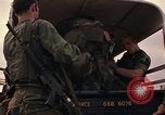 Immagine di Quarantesimo Aerospace Rescue and Recovery Squadron Della Thailandia, 1972, secondo 8 filmato di repertorio 65675042951