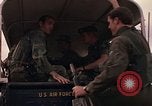 Immagine di Quarantesimo Aerospace Rescue and Recovery Squadron Della Thailandia, 1972, secondo 19 filmato di repertorio 65675042951