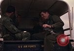Immagine di Quarantesimo Aerospace Rescue and Recovery Squadron Della Thailandia, 1972, secondo 22 filmato di repertorio 65675042951