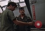 Immagine di Stati Uniti OV-10un aeromobile Della Thailandia, 1972, secondo 23 filmato di repertorio 65675042952