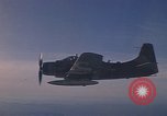 Standbild 1E Skyraider Südostasien, 1966, aus Sekunde 38 historischem Filmmaterial Videoclip 65675042964