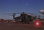 Standbild HH-3E-Hubschrauber Südostasien, 1966, aus Sekunde 16 historischem Filmmaterial Videoclip 65675042966