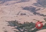 Immagine di M-55 sparando di notte Vietnam del Sud, 1969, secondo 18 filmato di repertorio 65675042978