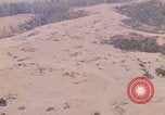Immagine di M-55 sparando di notte Vietnam del Sud, 1969, secondo 24 filmato di repertorio 65675042978