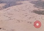 Immagine di M-55 sparando di notte Vietnam del Sud, 1969, secondo 26 filmato di repertorio 65675042978