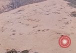 Immagine di M-55 sparando di notte Vietnam del Sud, 1969, secondo 28 filmato di repertorio 65675042978
