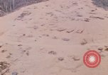 Immagine di M-55 sparando di notte Vietnam del Sud, 1969, secondo 31 filmato di repertorio 65675042978