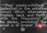 Image la transmission et la réception radio United States USA, 1941, de la seconde 26 séquences d'archives historiques vidéo 65675043000