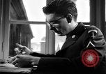 Standbild Armed Forces Network radio show hinter den Kulissen Europa, 1962, aus Sekunde 4 historischem Filmmaterial Videoclip 65675043028