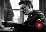Standbild Armed Forces Network radio show hinter den Kulissen Europa, 1962, aus Sekunde 8 historischem Filmmaterial Videoclip 65675043028
