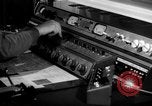 Standbild Armed Forces Network radio show hinter den Kulissen Europa, 1962, aus Sekunde 24 historischem Filmmaterial Videoclip 65675043028