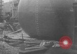 Immagine di Lancio della nave cisterna "Mirina" Belfast Irlanda, 1967, secondo 41 filmato di repertorio 65675043031
