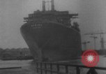 Immagine di Lancio della nave cisterna "Mirina" Belfast Irlanda, 1967, secondo 51 filmato di repertorio 65675043031