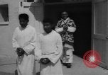 Immagine di Native American Indian Art in chiesa in Pisinimo Arizona United States USA, 1967, secondo 59 filmato di repertorio 65675043032
