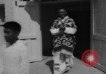 Immagine di Native American Indian Art in chiesa in Pisinimo Arizona United States USA, 1967, secondo 60 filmato di repertorio 65675043032
